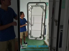 Portas marítimas impermeáveis para alojamento de navios aprovadas por sociedades de classificação