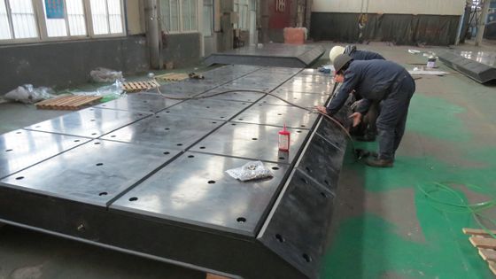Painel de Defesa UHMWPE Placa Anticolisão Material HDPE Resistente à Corrosão 1690×1760mm fornecedor