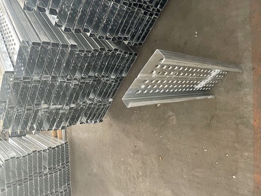 Escavadeira de aço galvanizado prancha de salto resistente à corrosão tamanho personalizável fornecedor